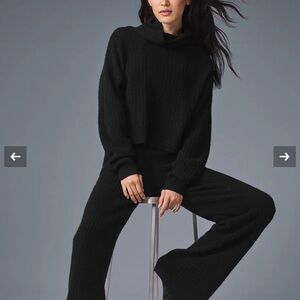 ALO Cashmere High-Waist Plush Waffle Pant